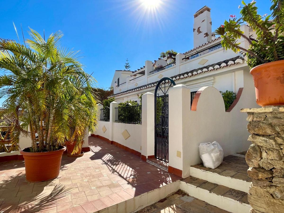 Semidetached Duplex Home At Puebla Aida, Mijas Golf With Pool, Golf And Sea Views Málaga Dış mekan fotoğraf